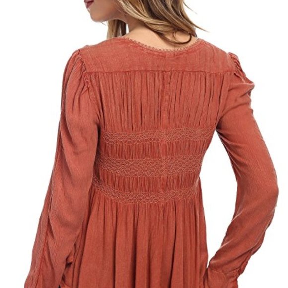 NWT free people Blue Bird smocked button down top - Picture 2 of 9